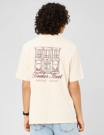 T-shirt imprim&eacute; et brod&eacute;