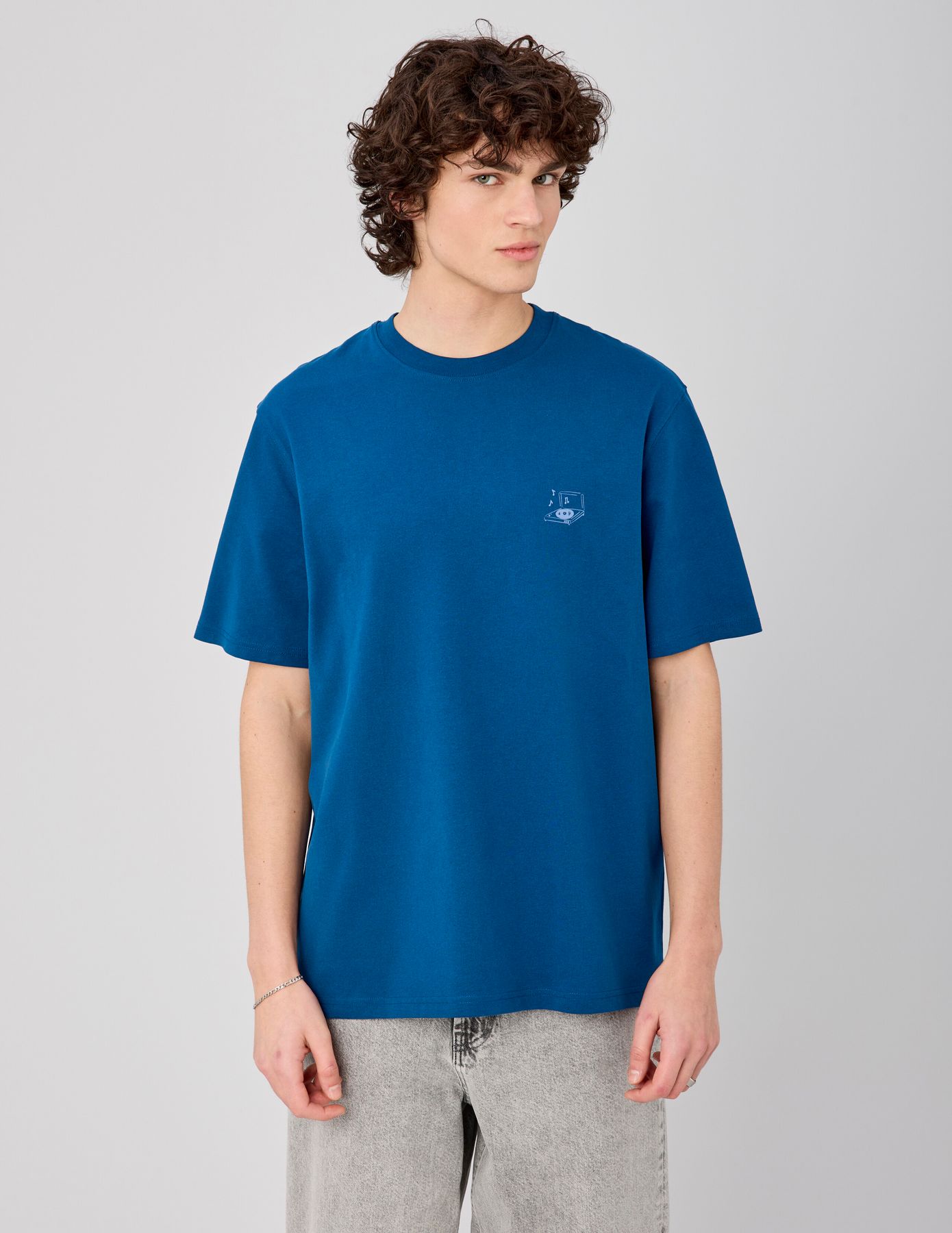 T-shirt imprim&eacute; poitrine