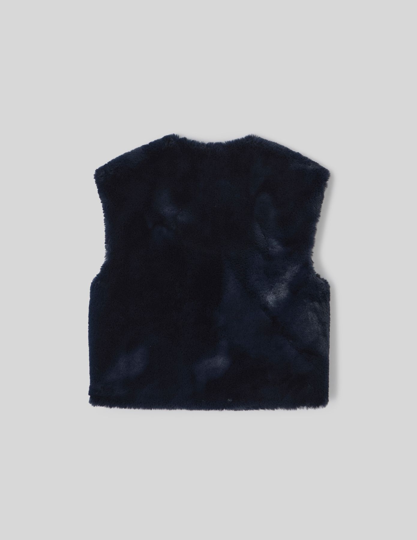 Veste matière duveteuse sans manches