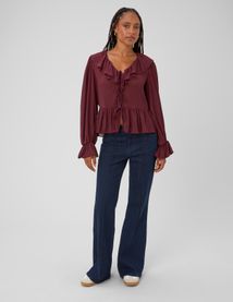 Blouse &agrave; volants