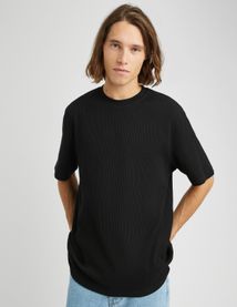 T-shirt structur&eacute; c&ocirc;tes