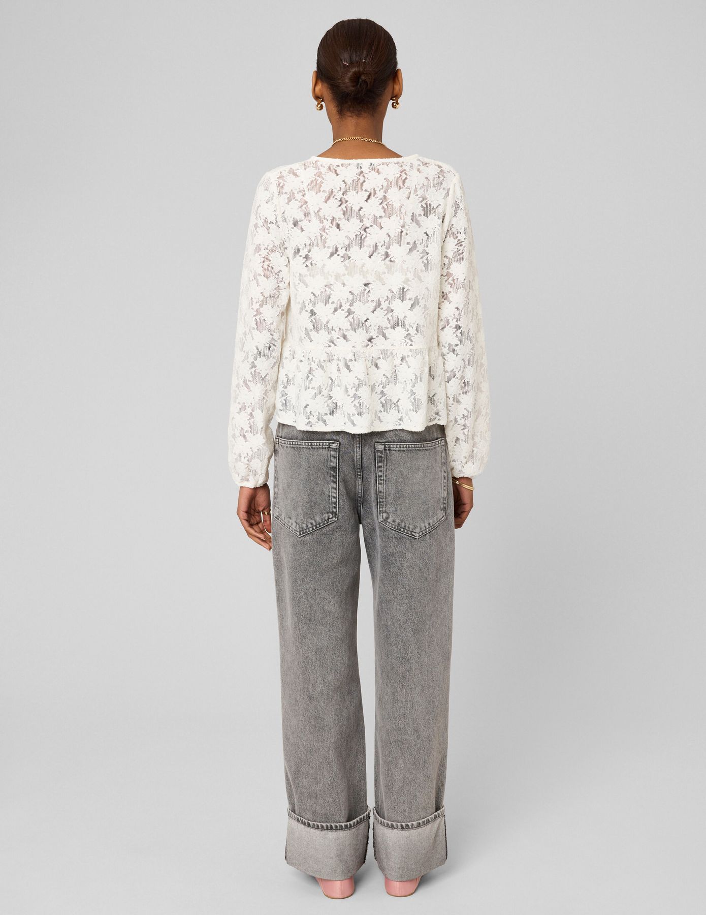 T-shirt en crochet &agrave; nouer