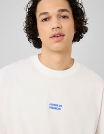 T-shirt broderie poitrine