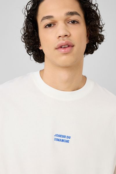 T-shirt broderie poitrine