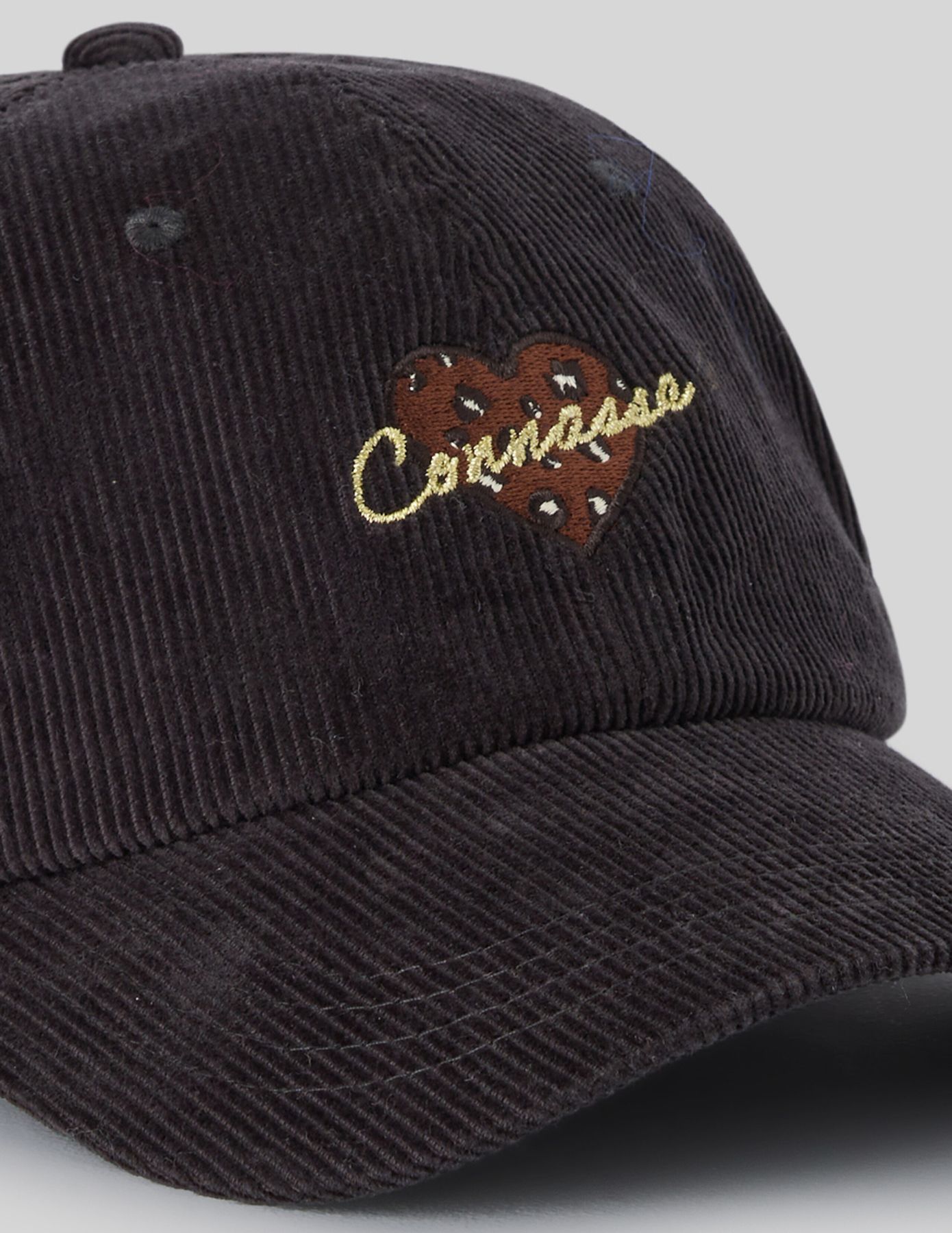 Casquette en velours c&ocirc;tel&eacute;