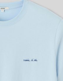 T-shirt message poitrine