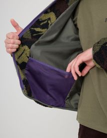 Blouson zipp&eacute; imprim&eacute; sherpa