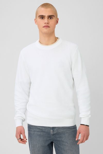 Pull mati&egrave;re fantaisie