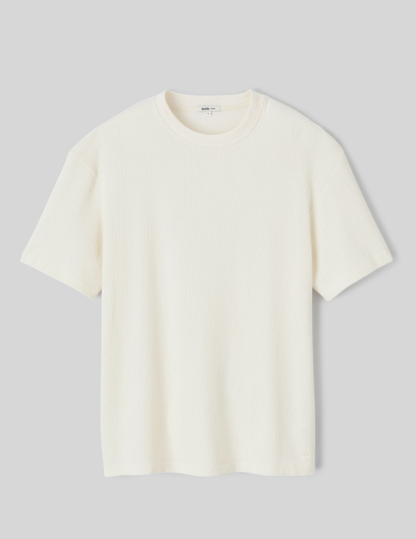 T-shirt reliéfé