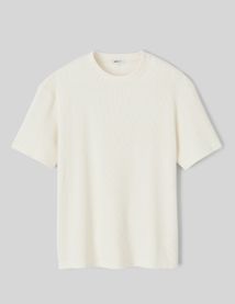 T-shirt reliéfé