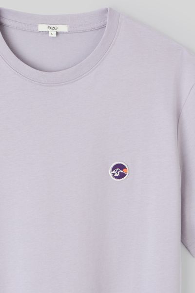 T-shirt broderie poitrine