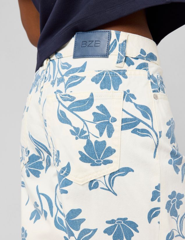 Jean straight imprim&eacute; fleurs