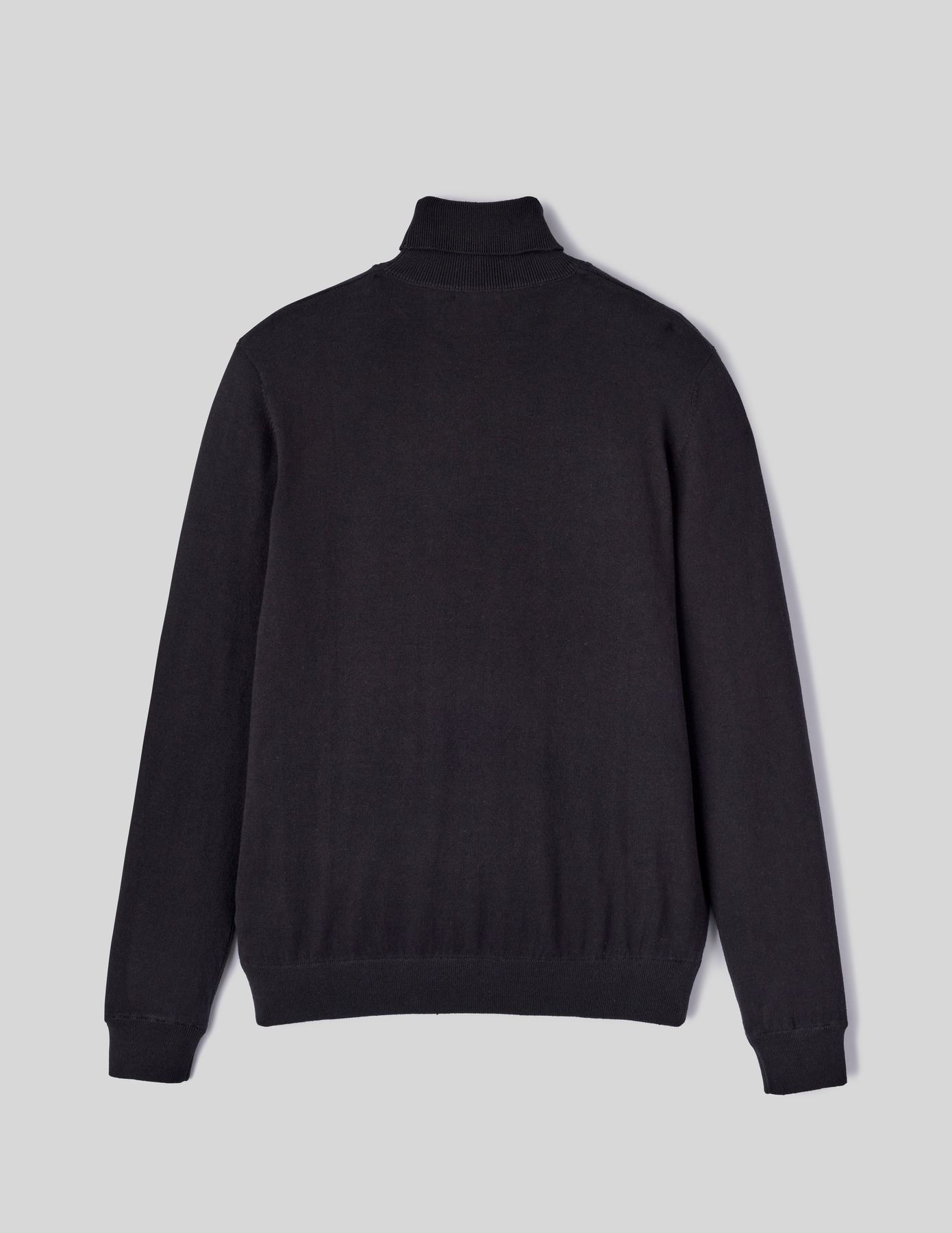 Pull col roulé