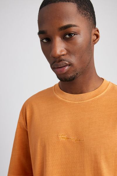 T-shirt message teint en pièce