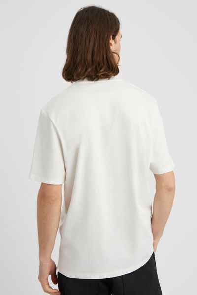 T-shirt lourd d&eacute;lav&eacute; brod&eacute;