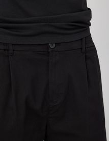 Bermuda à pinces taille élastiquée
