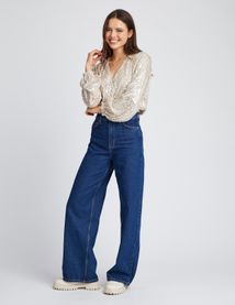 Blouse &agrave; sequins