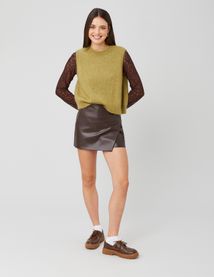 Jupe short en tissu enduit