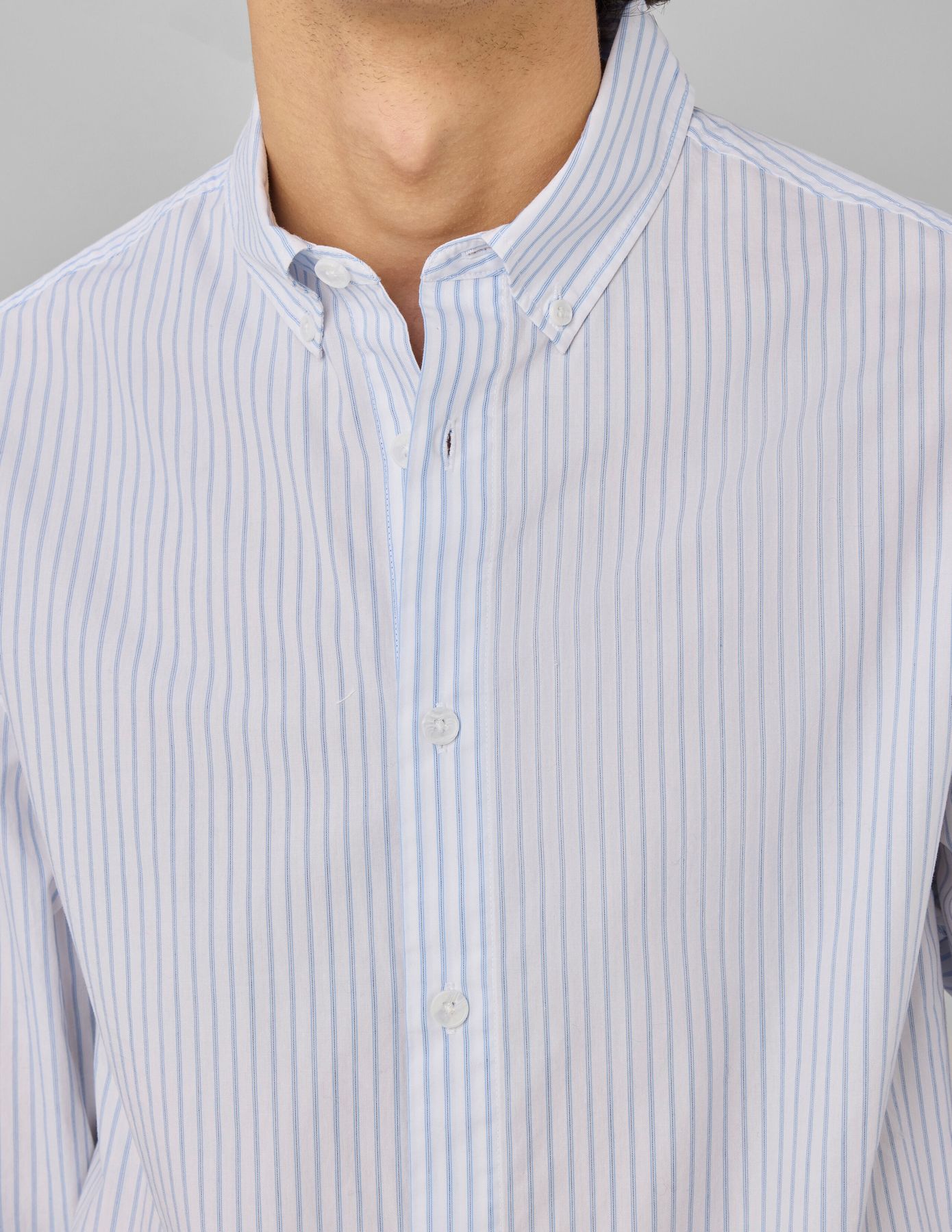 Chemise &agrave; rayures fines