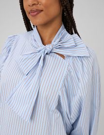 Blouse ray&eacute;e &agrave; n&oelig;ud