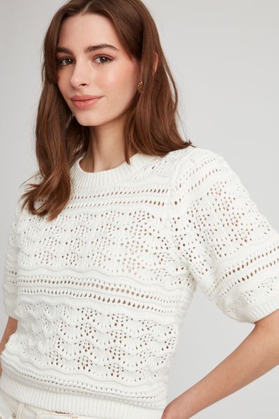 Pull manches courtes en crochet