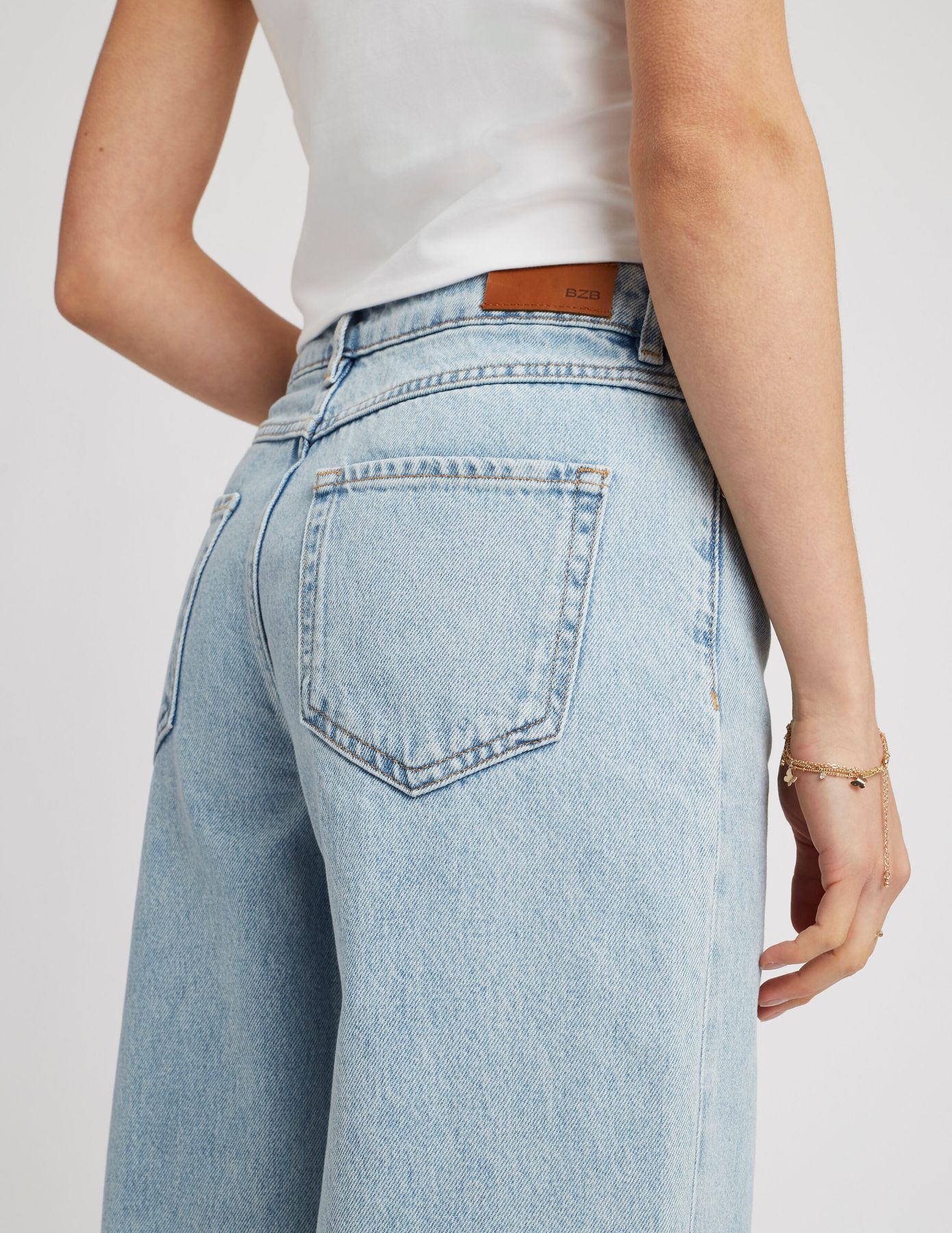 Jean wide leg taille standard