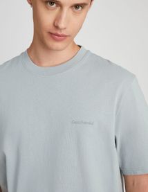 T-shirt embossé devant dos