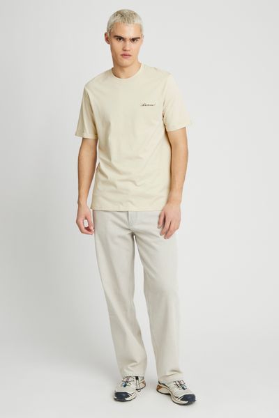 T-shirt broderie poitrine
