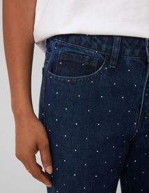 Jean straight &agrave; strass