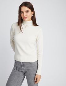 Pull col roul&eacute;