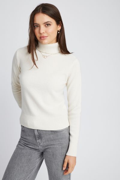 Pull col roul&eacute;