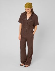 Chemise brod&eacute;e ajour&eacute;e