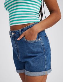 Short en jean mom fit