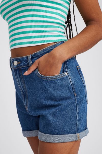 Short en jean mom fit