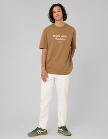 T-shirt imprim&eacute; et brod&eacute;