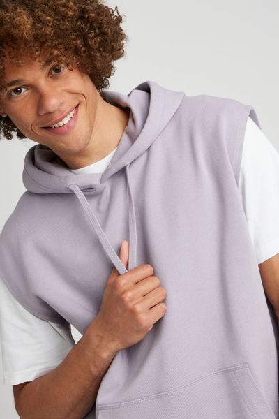 Sweat sans manches à capuche