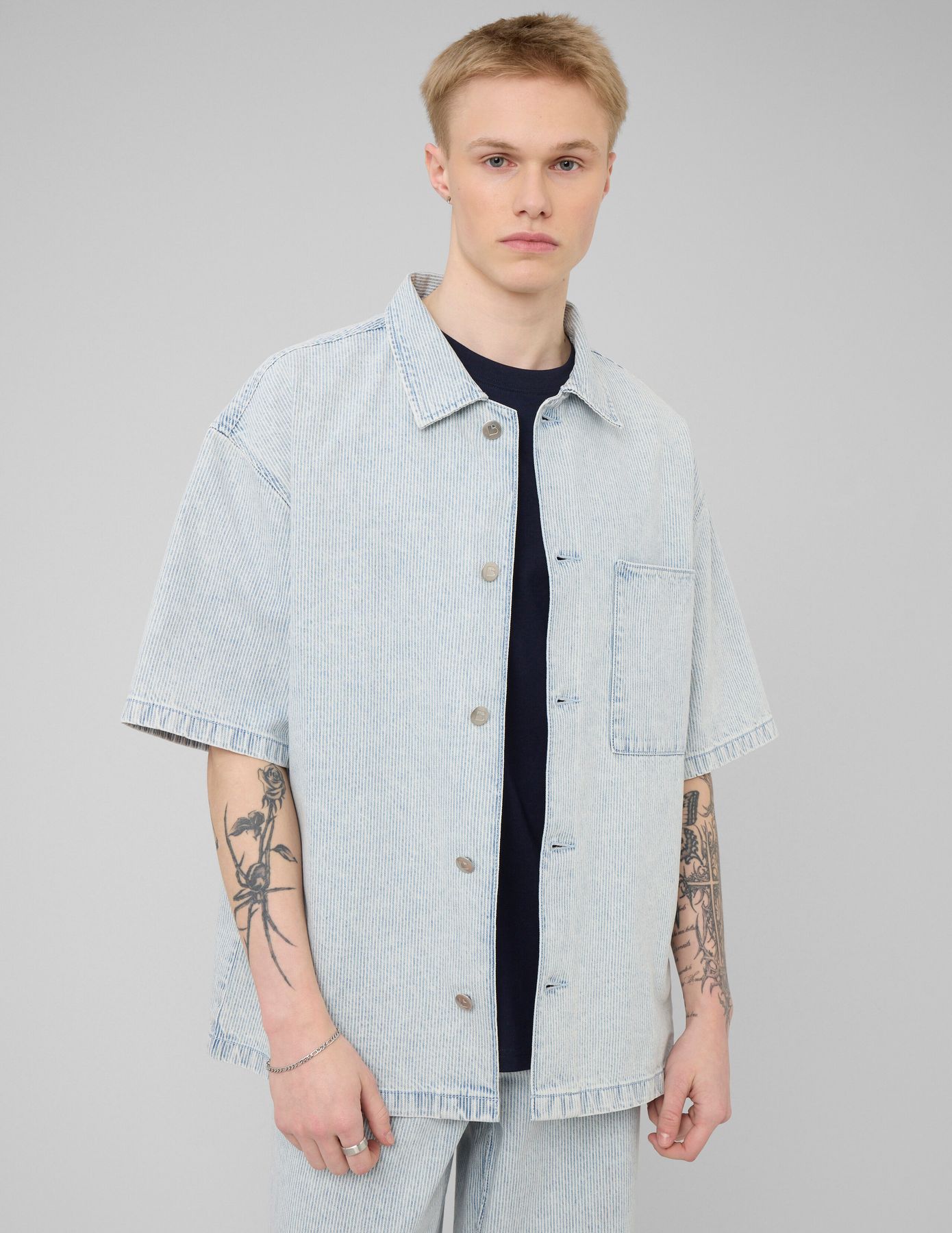 Chemise manches courtes ray&eacute;e