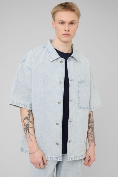 Chemise manches courtes ray&eacute;e