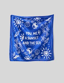 Grand foulard en satin