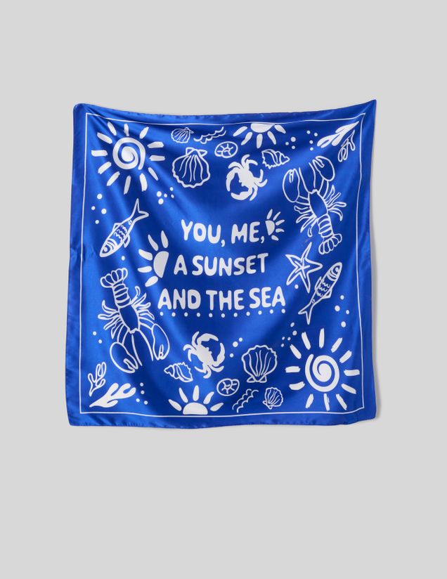 Grand foulard en satin