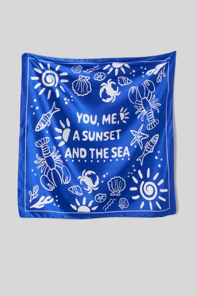 Grand foulard en satin