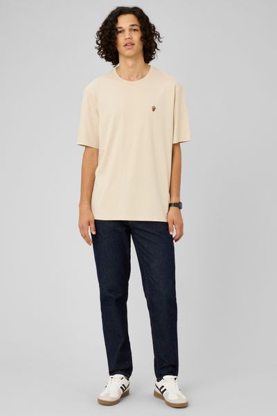 T-shirt broderie poitrine