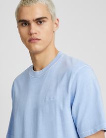 T-shirt broderie poitrine