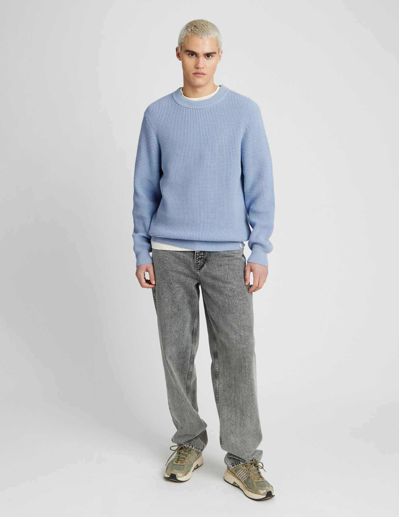 Pull col rond matière fantaisie