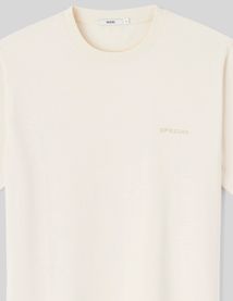 T-shirt message poitrine
