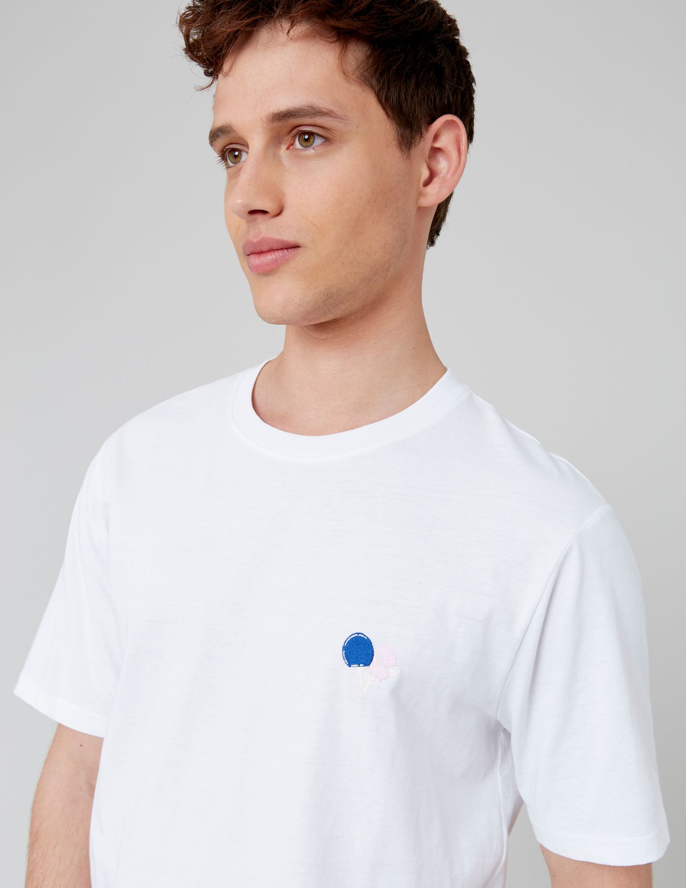 T-shirt brodé à message