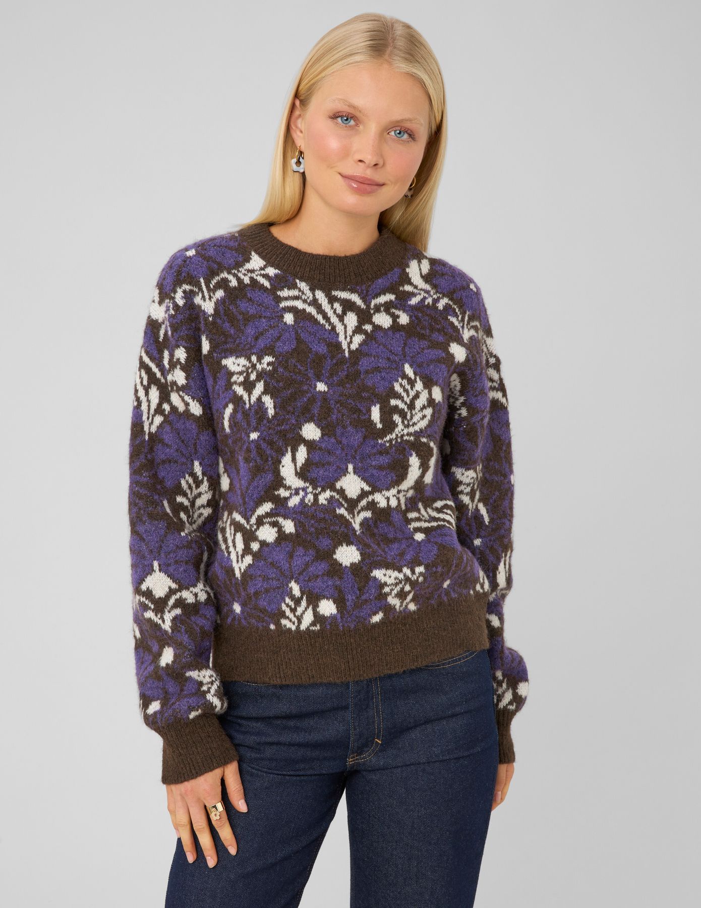Pull jacquard floral