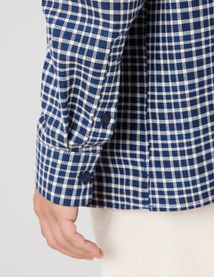 Chemise à carreaux