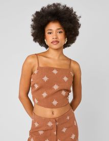 Top &agrave; fines bretelles &agrave; nouer