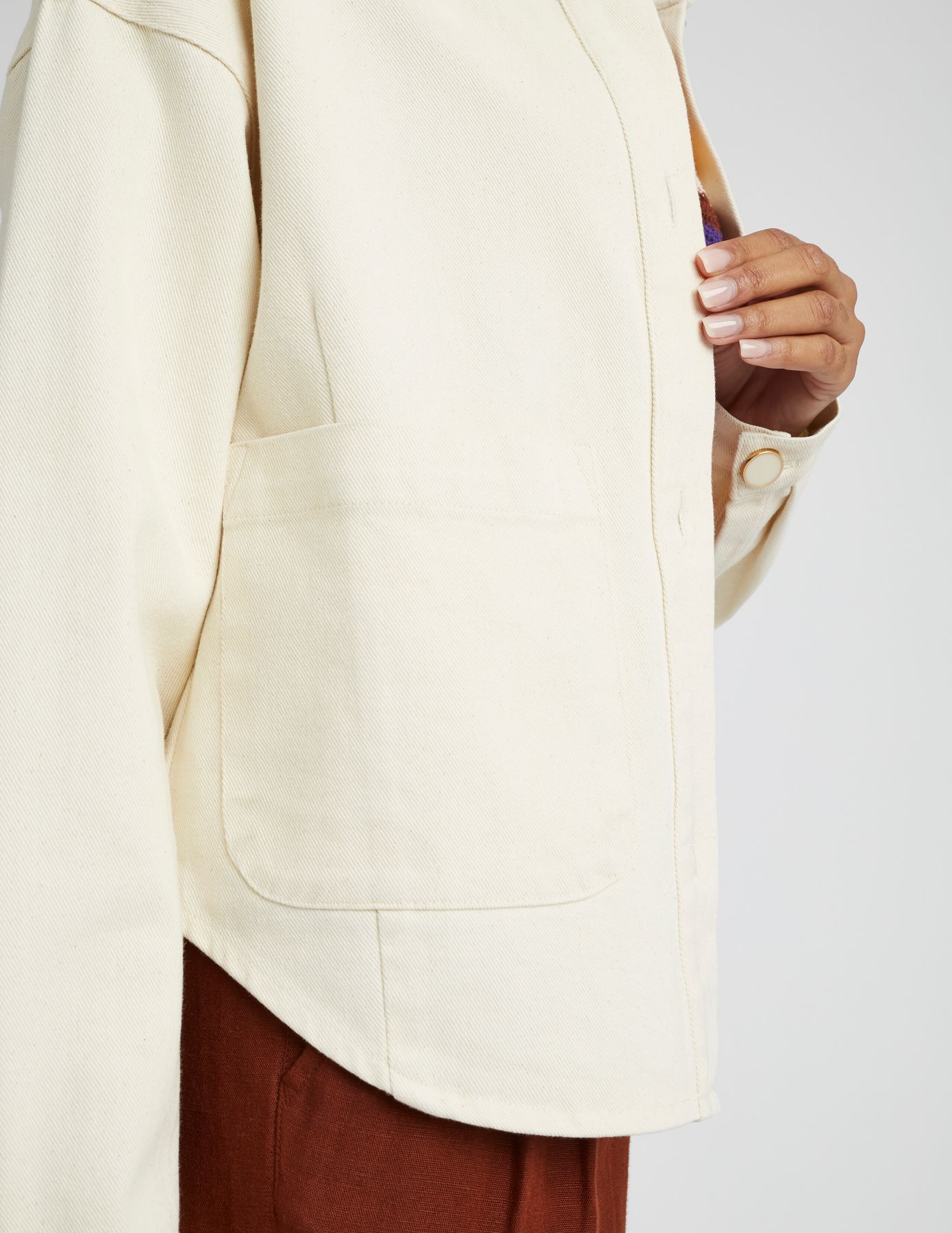 Veste en jean boutons dor&eacute;s